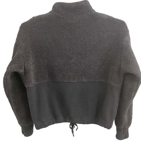 All In Motion Black Fuzzy Sherpa Sweatshirt Sz(Small) - Picture 2 of 3